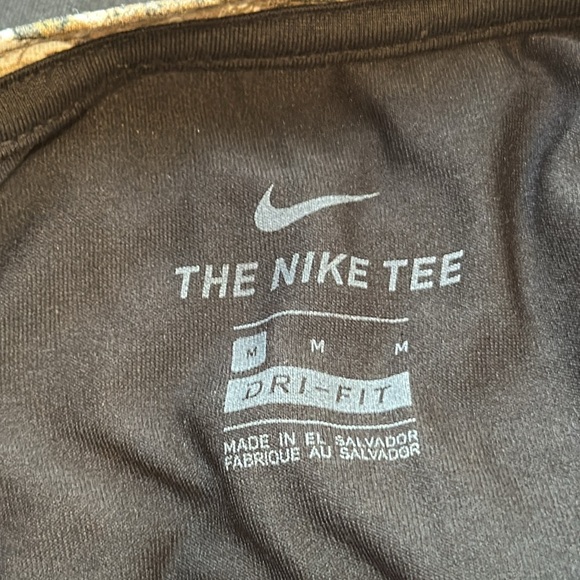 Men’s Nike Oregon Ducks Dri-fit Long Sleeve Tee - Picture 7 of 8